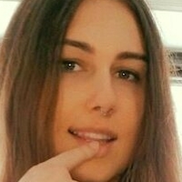0hLively Meztelen