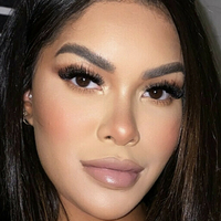 Aamadi Childress Meztelen