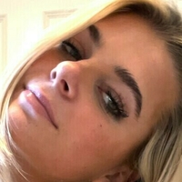 Addy Meztelen