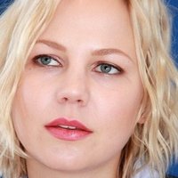 Adelaide Clemens Meztelen
