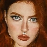 Adriana Rodrigues Meztelen