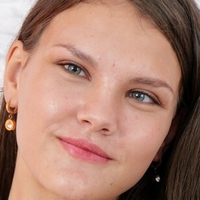 Adrianna Babin Meztelen