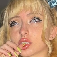 Agatha Bloom Meztelen