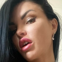 Agentmia Meztelen