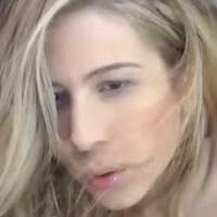 Ainedior Meztelen