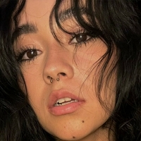 Alanis Vargas Meztelen