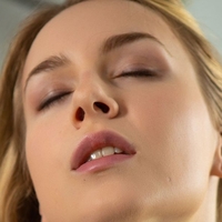 Alecia Fox Meztelen