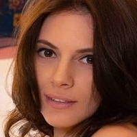 Aleksandrina Meztelen