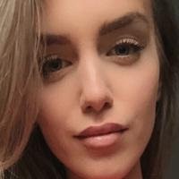 Alex Ann Lavigne Meztelen