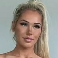 Alex Paige Moore Meztelen