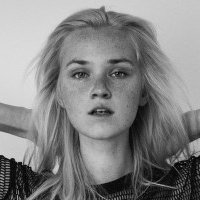 Alexa Reynen Meztelen