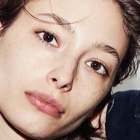 Alexandra Agoston Meztelen