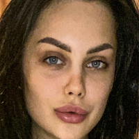 Alexandra Ale Meztelen