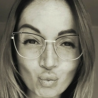 Alexandra Tokay Meztelen