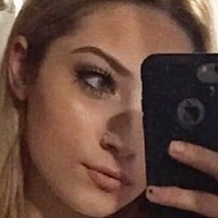 Ali Cortese Meztelen