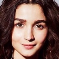 Alia Bhatt Meztelen