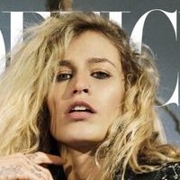 Alice Dellal Meztelen