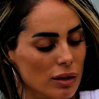 Alin Levi Meztelen