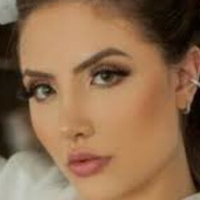 Aline Fari Meztelen