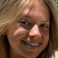Aline Steffens Meztelen