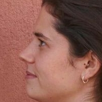 Alison Oliver Meztelen