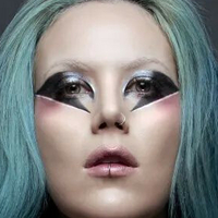 Alissa White-Gluz Meztelen