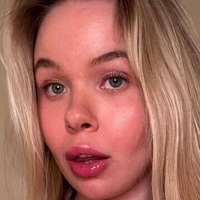 alissaada Meztelen