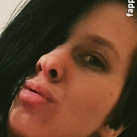 alittlebitpsycho98 Meztelen