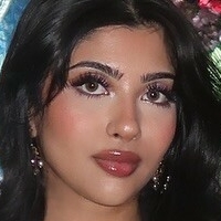 Aliza Shan Meztelen