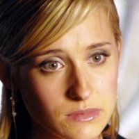 Allison Mack Meztelen