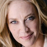 Ally Walker Meztelen