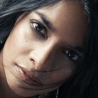 Amara Karan Meztelen