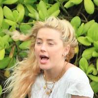 Amber Heard Meztelen