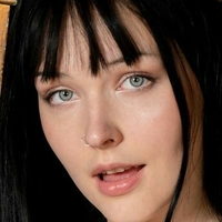 Amelia Riven Meztelen