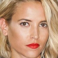 Ana Fernández Meztelen