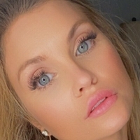 Andi Anderson Meztelen