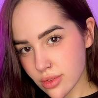 andrea Meztelen