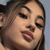 Andreea Raisa Meztelen