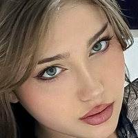 andreeamaresof Meztelen