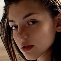 Ange Kayumova Meztelen