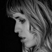 Angel White Model Meztelen
