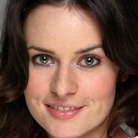 Angela Ascher Meztelen