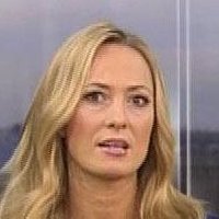Angela Finger-Erben Meztelen