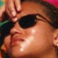 Angela Griffin Meztelen