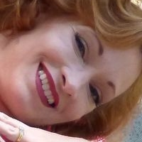 Angela Jean Meztelen