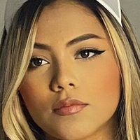 Angela López Meztelen