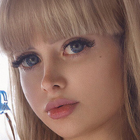 Angelica Kenova Meztelen
