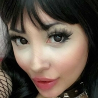angelilia Meztelen