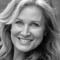 Angie Gray Meztelen