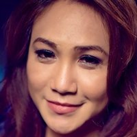 Angjee Douangphoumy Meztelen